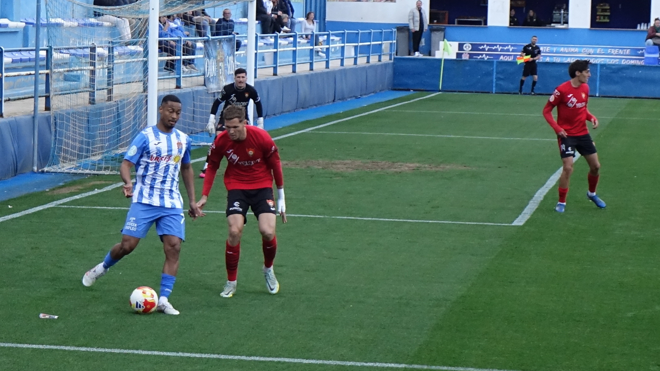 AGUILAS B CIEZA 1.jpg